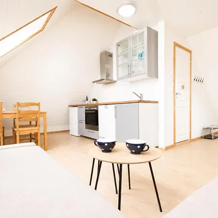 Apartment Floor - Unbeatable Location
